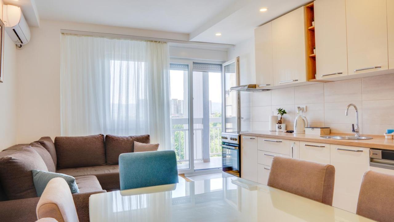 Milica 65M2, Free Parking & Wi-Fi Lejlighed Novi Sad Eksteriør billede